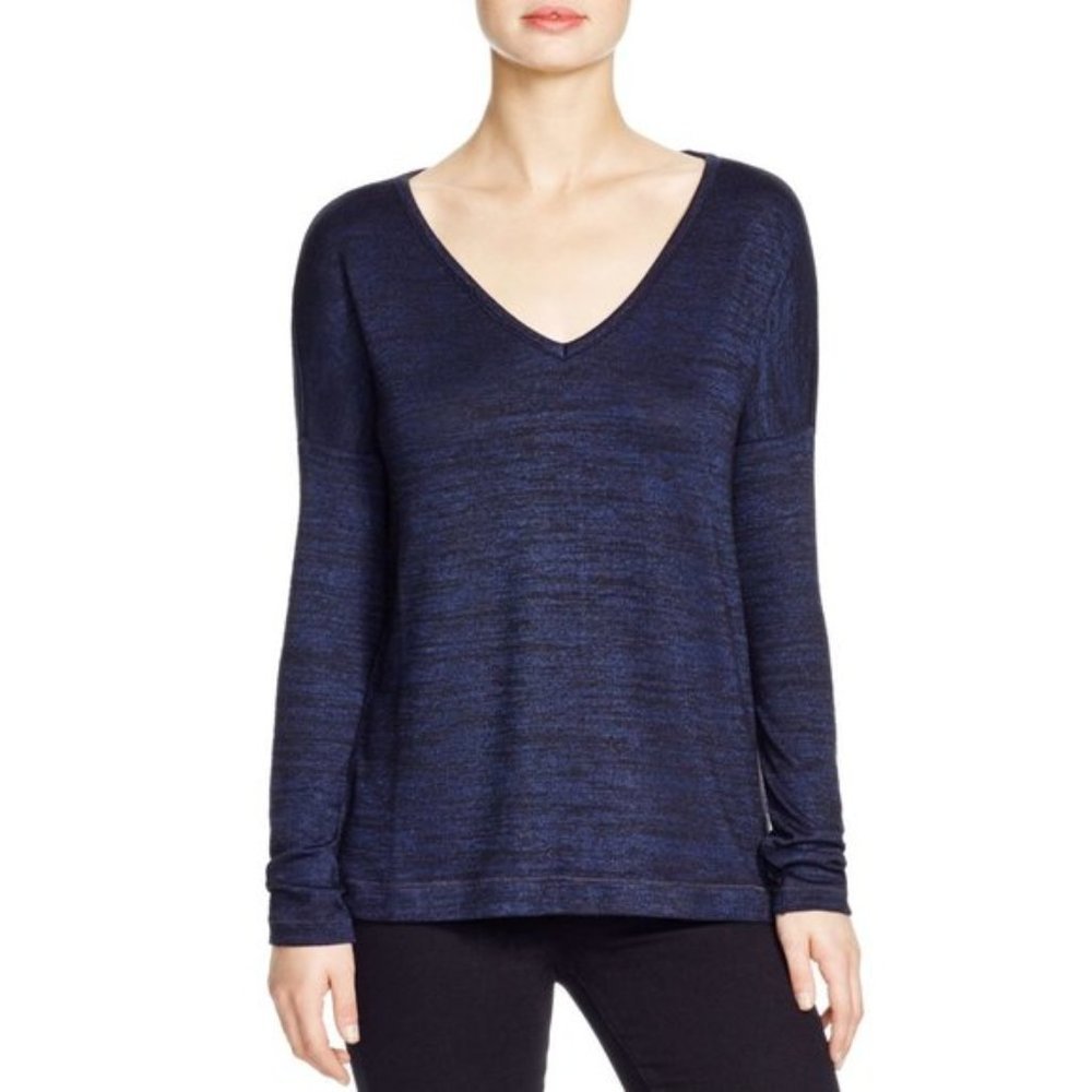 SO Shirt Womens M Blue Marled V-Neck Round Hem Relaxed Long Sleeve Stretch Tee